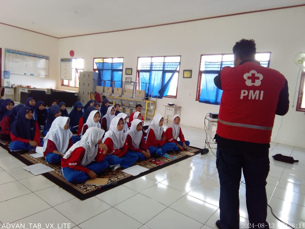 Penyampaian materi oleh PMI Kab. Kutai Timur