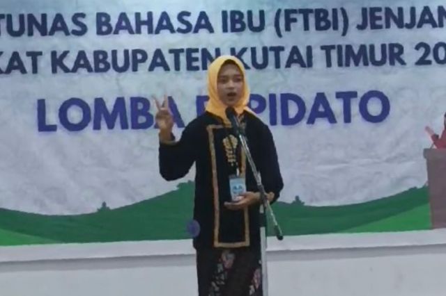 SELVIA SISWI SMP NEGERI 1 TELUK PANDAN Juara 1 Pada Festival Tunas Bahasa Ibu